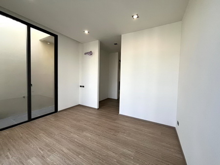 THER LADPRAO 93 (เธอ ลาดพร้าว 93)  เขตวังทองหลาง กรุงเทพมหานคร