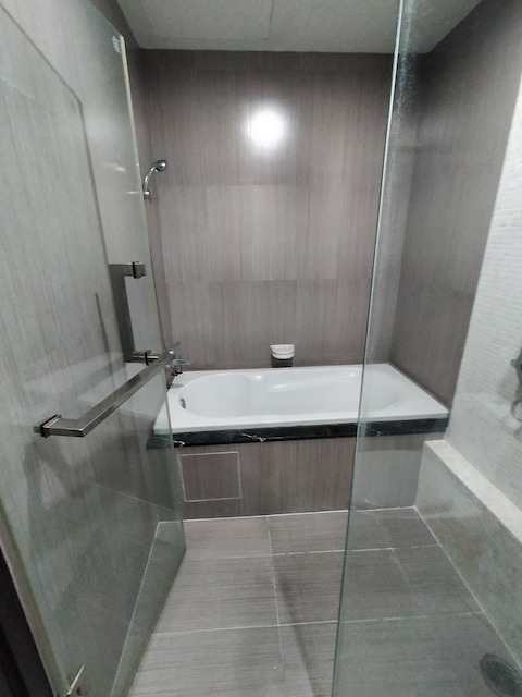 Condo Villa Sikhara Thonglor 25 spacious safe 6th floor BTS Thonglor