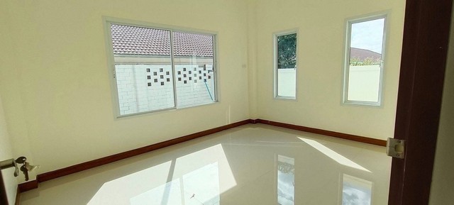 ให้เช่าบ้านเดี่ยวซอย 9 นิคมพัฒนา ระยอง  บ้านเปล่า ไม่มีเฟอร์นิเจอร์