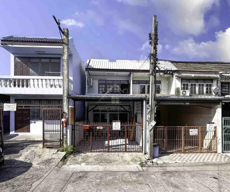 BHL898ทาวน์เฮ้าส์ 2 ชั้น บางซื่อ ซอย กรุงเทพ - นนทบุรี 17 พร้อมอยู่ที่ตั้ง : ซอย ปทุมทิพย์ บางซ่อน  บางซื่อ กรุงเทพ 10800รายละเอียดบ้าน- ขนาด 22 ตร.ว. พื้นที่ใช้สอย 100 ตร.ม.- กว้าง 4.3 เมตร  ลึก 22 เมตร- 3 ห้องนอน 1 ห้องน้ำ  1 ห้องรับแขก -  1 ห้องครัว มีบิ้วอินครัว- จอดรถในบ้านได้ 1 คัน พื้นปูกระเบื้อง  - พื้นชั้นล่าง กระเบื้อง และหินอ่อน   พื้นชั้นบน กระเบื้อง- หน้าบ้านหัน ทิศใต้  บ้านสภาพพร้อมอ