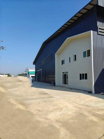 ให้เช่า โกดังพร้อมออฟฟิศ สร้างใหม่ พื้นที่สีม่วง บางโทรัด พระราม 2 สมุทรสาครสอบถามข้อมูลและนัดชมสถานที่ :ติดต่อ : เนย์ 084-3563945https://line.me/ti/p/pj4uwCgxT9ติดต่อ : ตั้ม 093-2287932https://line.me/ti/p/UX1-r-vLMBโกดังพร้อมออฟฟิศ สร้างใหม่ พื้นที่สีม่วง บางโทรัด พระราม 2 สมุทรสาครพื้นที่ 1,000 ตารางเมตรออฟฟิศ 2 ชั้น2-4 ห้องน้ำ3-6 ที่จอรถราคาเช่า : 90,000 บาท/เดือน ( ประกัน 3 ล่วงหน้า 1 เดือน )ราคารวม ภาษี หัก ณ ที่จ่าย 5% แล้วราคา