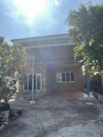 ให้เช่า บ้านเดี่ยว 2ชั้น หมู่บ้านสุขนที ซอยลาดปลาเค้า ลาดพร้าวสอบถามข้อมูลและนัดชมสถานที่ :ติดต่อ : เนย์ 084-3563945https://line.me/ti/p/pj4uwCgxT9ติดต่อ : ตั้ม 093-2287932https://line.me/ti/p/UX1-r-vLMBบ้านเดี่ยว 2ชั้น หมู่บ้านสุขนที ซอยลาดปลาเค้า ลาดพร้าวเนื้อที่ 65 ตารางวา4 ห้องนอน1 ห้องทำงาน5 ห้องน้ำ ( ชั้นล่างมีห้องน้ำสำหรับส่วนกลาง 1 ห้อง )1 ห้องครัว3-4 ที่จอดรถราคาเช่า : 38,000 บาท/เดือน ( มัดจำ 2 ล่วงหน้า 1 เดือน )- อนุญาตใ