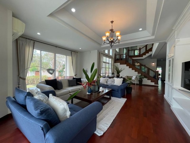 ให้เช่าพูลวิลล่าหลังใหญ่ 2 ชั้น หมู่บ้านล้านนาธารา