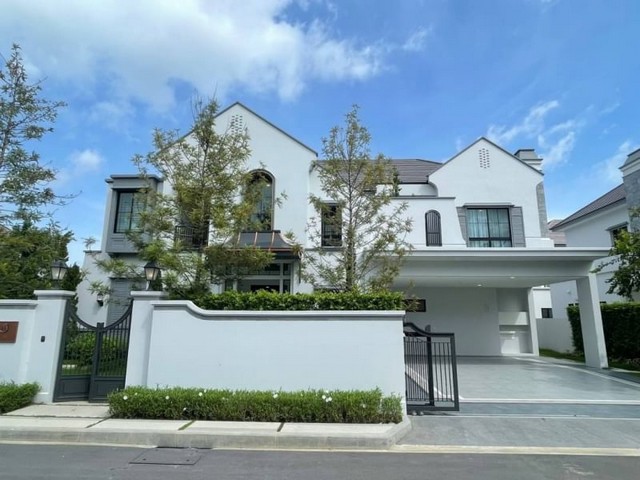 LVPP53008 ให้เช่า หมู่บ้านนันทวัน กรุงเทพกรีฑาตัดใหม่ พร้อมเฟอร์นิเจอร์และเครื่องใช้ไฟฟ้าราคาเช่า :  350,000 บาท/เดือน (รวมค่าส่วนกลางแล้ว  สัญญาเช่า 1 ปี ชำระประกัน 3 เดือน + ล่วงหน้า 3 เดือน) ที่ตั้ง : ถนนกรุงเทพกรีฑาตัดใหม่ ซอยกาญจนาภิเษก 12 แขวงสะพานสูง เขตสะพานสูง กทม. 10240ชื่อโครงการ : นันทวัน พระราม 9 - กรุงเทพกรีฑาตัดใหม่ Nantawan Rama 9 - New Krungthepkreethaรายละเอียด :- บ้านขนาดกลาง (ไซส์ M)- เนื้อท