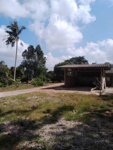 ขายที่ดินพร้อมสิ่งปลูกสร้าง ติดถนนเส้นเข้าตลาดสวี ตำบลนาโพธิ์ อำเภอสวี จังหวัดชุมพร เนื้อที่ 2 ไร่ 1 งาน