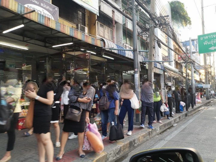 อาคารพาณิชย์ 2 คูหา 4 ชั้น พันธุ์ทิพย์ งามวงศ์วาน 200 ม ทำเลทอง เดอะมอลล์ งามวงศ์วาน 400ม  ตีทะลุกัน 36 ตร.วา.406ตร.ม.ทำเลดี