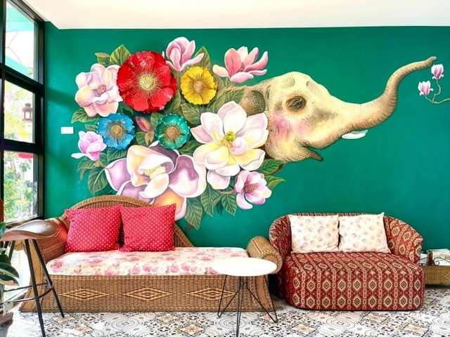 เกสต์เฮ้าส์ 3 ชั้น ตกแต่งสวย ย่านธุรกิจ นักท่องเที่ยวเยอะ โซนสันติธรรม