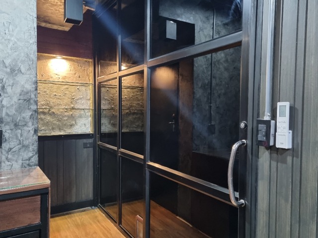 ขายด่วนต่ำกว่าประเมิณ ขายขาดทุน ตึกแถว 5 ชั้น รีโนเวทใหม่ เนื้อที่ 18 ตรว. พื้นที่ใช้สอย 360 ตรม. ต่อเติมเต็ม อ.ธัญบุรี จ.ปทุมธานี