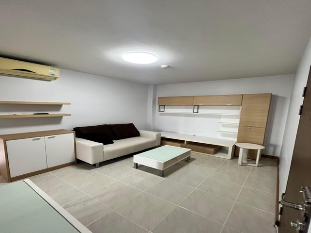 ขายคอนโดศุภาลัย ปาร์ค แยกติวานนท์ ขนาด 53.97 ตร.ม. ห้องมุม 2 ห้องนอน รีโนเวทใหม่ เฟอร์ฯครบ พร้อมอยู่ใกล้ MRT แยกติวานนท์ จ.นนทบุรี