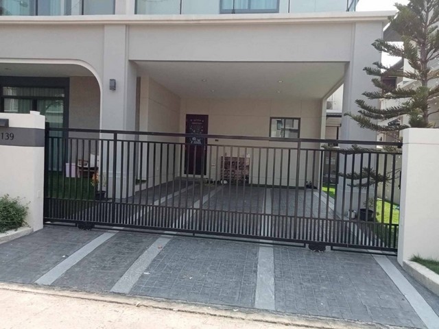 RL-004 ขายบ้านเดี่ยวบางกอก บูเลอวาร์ด ศรีนครินทร์-บางนา  (Bangkok Boulevard Bangna-Srinakarin ) ขนาด 52 ตร.ว.