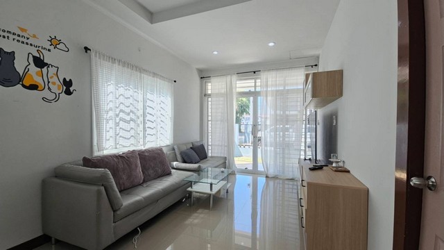 ให้เช่าบ้านแฝดใกล้หาดน้ำริน บ้านฉาง ระยอง พร้อมเฟอร์นิเจอร์ครบ