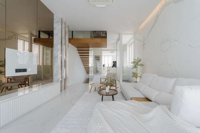 ขาย-เช่า บ้านสร้างใหม่ 5ชั้น พร้อมลิฟท์ 580 ตรม ใจกลางเอกมัย สุขุมวิท65