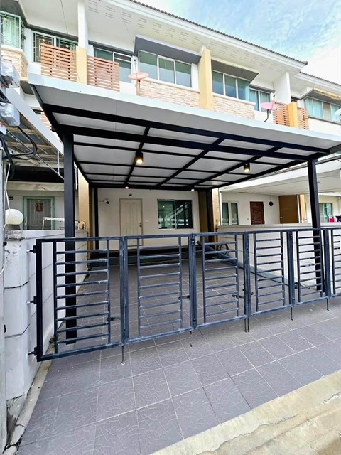 กิ่งแก้ว35-39 Airport Link สุวรรณภูมิ 2.5 กม. ทาวน์เฮาส์ 2 ชั้น 3 นอน 3 น้ำ 18 ตร.วา.145 ตร.ม.ให้เช่า เดอะ พาซิโอ มอลล์ 2.4 กม. 