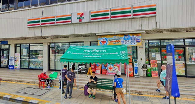 สตีเฟ่นส์ 2.3 กม.เมเจอร์ รัชโยธิน 400 ม ให้เช่าโฮมออฟฟิต4 ชั้้ัน BTS พหลโยธิน 24 300 ม..5 นอน  18 ตร.วา.230 ตร.ม.รร.นานาชาติเซนต์