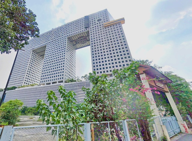 AIRBNBBTS ให้เช่าโฮมออฟฟิต4 ชั้้ัน 5 นอน  พหลโยธิน 24 300 ม. เมเจอร์ รัชโยธิน 400 ม. 18 ตร.วา.230 ตร.ม.รร.นานาชาติเซนต์ สตีเฟ่นส์ 2.3 กม.