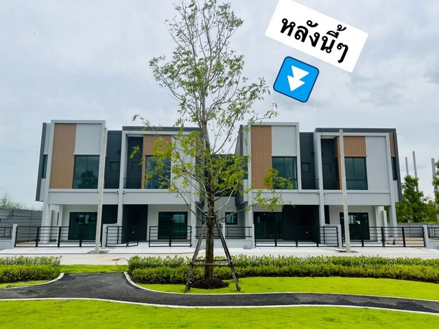 RL-007 ให้เช่า ทาวน์โฮม พลีโน่ สุขุมวิท-บางนา 2 ( Pleno Sukhumvit-Bangna 2 )  ขนาด 25 ตร.ว. ใกล้ BTS บางนา ตกแต่งครบ พร้