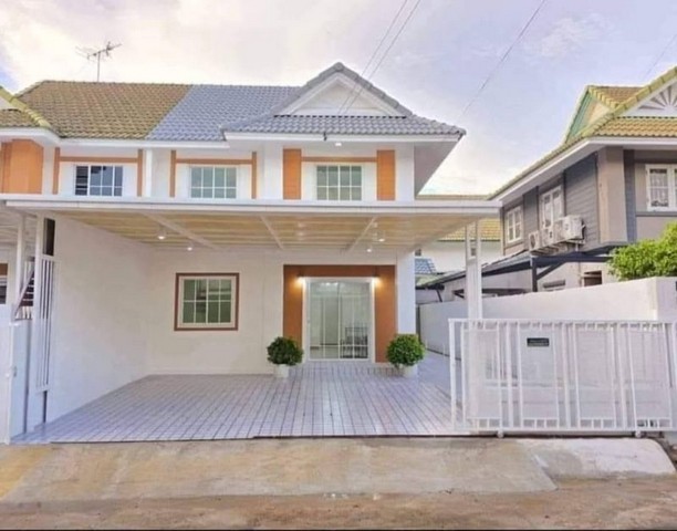 ขายบ้านแฝด 2 ชั้น พฤกษา25  ซอยกันตนา มี 5 ห้องนอน รีโนเวทใหม่ มีเฟอร์ พร้อมอยู่