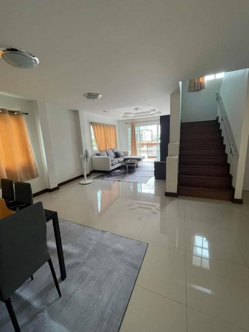 ขายต่ำกว่าราคา พร้อมผู้เช่า บ้านเดี่ยว 2 ชั้นทำเลดี สารภี