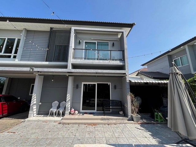 ให้เช่าบ้านเดี่ียวเซ็นโทรบางนา-รามคำแหง2 บ้านพร้อมเฟอร์นิจอร์ พร้อมพักอาศัย ใกล้โรงเรียนสาธิตราม2 เมกะบางนา  ดีแคทลอน ด่วนบูรพาวิถี