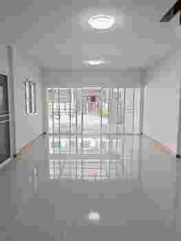 ขายทาวน์เฮ้าท์ทำเลทองหมู่บ้านบัวทอง  ต.เสาธงหิน  อ.บางใหญ่  จ.นนทบุรี