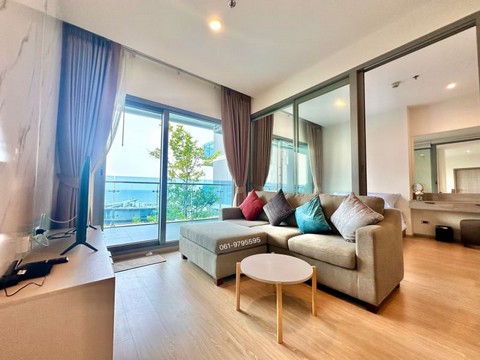 TEL : 092-288 9359 คุณดนิตาLine : https://line.me/ti/p/yxo92dHWP1จะอยู่เป็นคู่ หรือจะอยู่เป็นครอบครัวความลงตัวก็จบ ที่ห้องนี้ให้เช่าคอนโดหรู 3 ห้องนอน ติดทะเล เดอะ ซิมโฟนี่ บางพระ-ศรีราชา รายละเอียดขนาด 102.95 ตารางเมตร3 ห้องนอน 2 ห้องน้ำ ลงตัวสุดๆ แบ่งโซนได้อย่างดี วิวทะเล & สระว่ายน้ำ , ชั้น 7 ระเบียงใหญ่ กว้างขวาง เฟอร์นิเจอร์บิวอิน พร้อมเข้าอยู่ สิ่งอำนวยความสะดวกโครงการ - สระว่ายน้ำชั้น 6 และ 