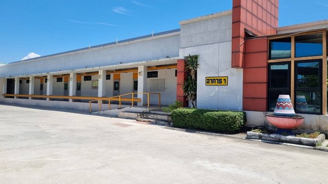 ขายโรงเรียน จังหวัด สมุทรปราการ ใกล้รถไฟฟ้า มีใบอนุญาติ พร้อมดำเนินการต่อ โทร 080-7715551