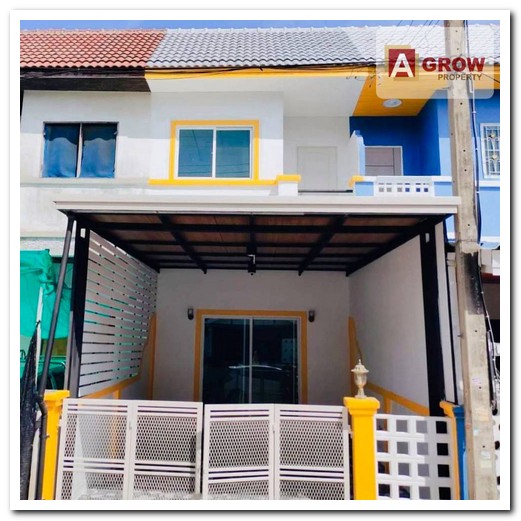 หมู่บ้านฉัตรไพลิน ถนนเลียบคลองใหญ่ ลาดหลุมเเก้ว ทาสีใหม่ทั้งหลัง ทำเลดี