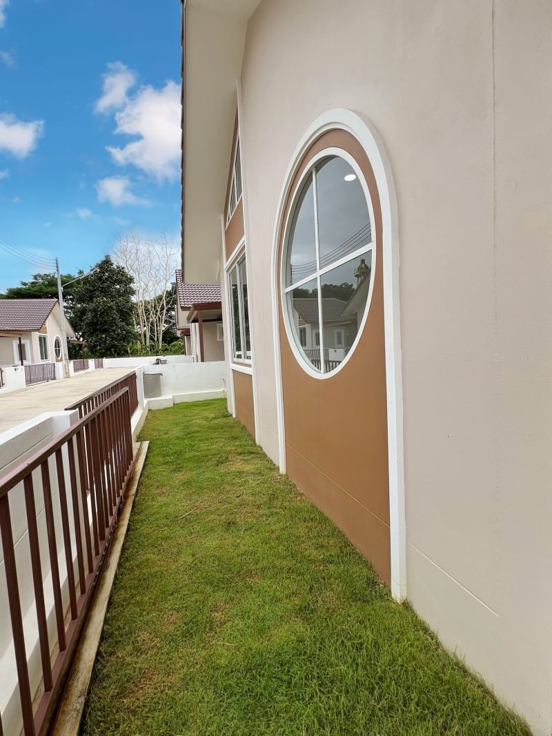 สุวรรณภูมิ เฉลิมพระเกียรติ26-32 ให้เช่าโกดัง ใกล้ Motorway กาญจนาภิเษก 1.5 กม.10ล้อ เทเลอร์ ได้ สวนหลวง ร.9  1ชั้น 350ตรม. 