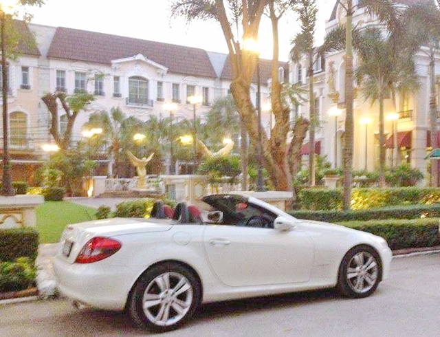 BTSรัชโยธิน 1.9กม. บองมาร์เช่  1.9 กม.  รร. เซนต์ สตีเฟ่นส์ 900 ม. 3 ชั้น 3นอน 4น้ำ จัดเต็มเฟอร์ 22 ตร.วา. 264 ตร.ม. Build-in  5 แอร์