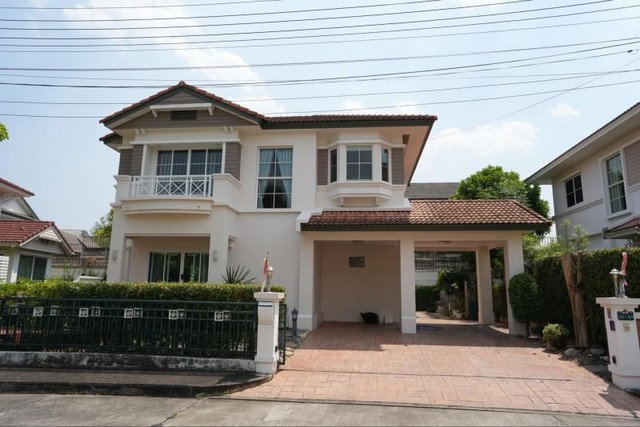 บ้านเดี่ยวหลังใหญ่  2 ชั้น ในโครงการ สีวลีคลองชล ขายพร้อมผู้เช่า 