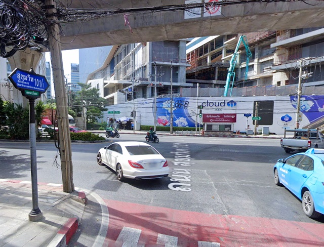 BTSอุดมสุข 300ม.วชิรธรรมสาธิต 1-8 รร.นานาชาติกลอรีสิงคโปร์ 1.0 กม. อาคาร ให้เช่าชั้นล่าง 2ห้อง ตลาดอุดมสุข 300 ม.ร้านอาหาร ร้านค้า 122ตร.ม.