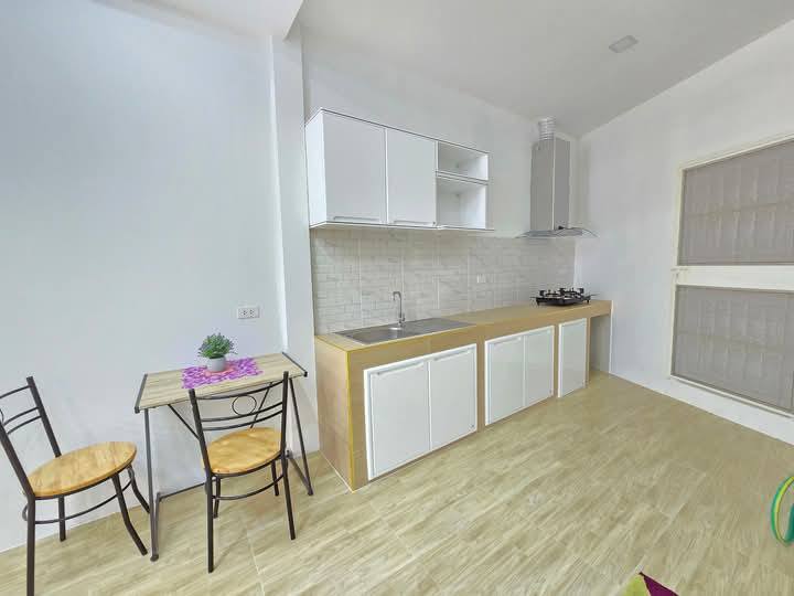 ขายบ้าน  ทาวเฮาส์ชั้นเดียว   บ้านเลขที่ 32/69  พร้อมเฟอร์หนองเกตุน้อย​ ติดถนนเส้น36​