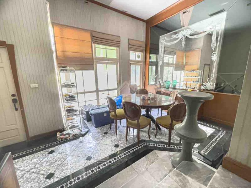 ทาวน์โฮม 4 ชั้น หมู่บ้าน การ์เด้น ซิตี้ ลากูน ประชาชื่น หลักสี่ มีชั้นครึ่งใต้ดิน