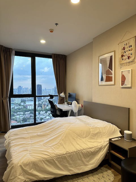 Oka Haus Sukhumvit 36 spacious private quiet 29th floor BTS Thonglor