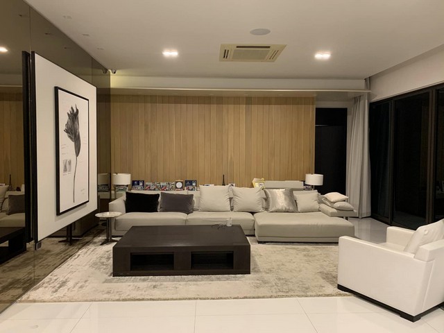 ขายบ้านเดี่ยว2ชั้นบ้านลดาวัลย์รัตนาธิเบศร์Ladawan Rattanathibetพร้อมสระว่ายน้ำ 400 ตร.ว. ติดMRTบางรักน้อยท่าอิฐ ติดถนนรัตนาธิเบศร์