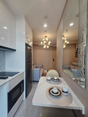 AOM 1659COPACABANA for rent1bed 1barth.29sqm, 28 floor.Seaview. Free Wifi KitchenwareThere is a garden opposite the room. Near the elevator, high privacy.Yearly contact 28,000/monthMonthly contact 30,000/month1month advance, 2month deposit.ติดต่อขอรูปและรายละเอียดเพิ่มเติม  สนใจนัดชมสถานที่จริงContact คุณต๋อม 081-925-2443  , คุณต๋อย 086-542-7078LINE 081-925-2443   LINE 086-542-7078 อสังหาริมทรัพย์ ยินดีรับฝากขาย-เช่า อสังหาริมทรัพย์ทุกชนิด