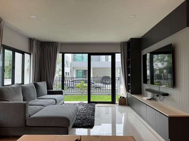 RL-016 ให้เช่า บ้านเดี่ยว เซนโทร บางนา ( Centro Bangna )ขนาด 61 ตร.ว. พร้อมอยู่ ใกล้ Mega Bangna rdsluxury