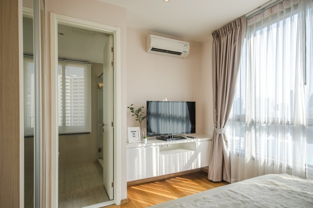 H Sukhumvit 43  BTS Phrom Phong  ห้องสวย เฟอร์ฯ เครื่องใช้ไฟฟ้าครบ ทำเลดี