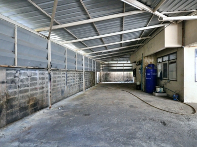 ขายที่ดิน ซอยหัสดิเสวี ถนนสุทธิสารวินิจฉัย เชื่อมซอย20มิถุนา ซอยรัชดาภิเษก18 ห้วยขวางใกล้MRTสุทธิสาร เพียง3นาที  รหัสทรัพย์ : SH 1023 ราคา : 8,000,000 บาท (แปดล้านบาทถ้วน)          ค่าธรรมเนียมโอน ฝ่ายละครึ่ง พิกัด : https://maps.app.goo.gl/LSEFbvtFxATvozru9  รายละเอียด : บ้านเดี่ยว 2 ชั้น (ครึ่งตึกครึ่งไม้) แถมที่ดิน62 ตรม. ถนนสุทธิสารวินิจฉัย ซอยหัสดิเสวี เชื่อมต่อ ซอย20มิถุนา รัชดาภิเษก18  ทำเลย่านเศรษฐกิจ ห้างด