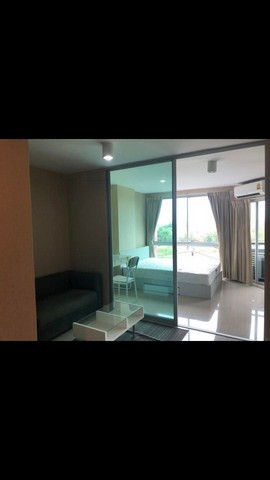 ขาย / ให้เช่า Swift Condo ราคาดี พร้อมอยู่ขาย 1,759,000 บาทให้เช่า 7,500 บาท/เดือน (สัญญาขั้นต่ำ 1 ปี)รายละเอียดห้องขนาด 30 ตร.ม.ชั้น 4 วิวโล่ง โปร่งสบายเฟอร์นิเจอร์บิ้วอินทั้งห้องซื้อได้แม้ไม่สนเครดิตเช่าซื้อได้ ดาวน์ 30,000 บาทปีที่ 1 ผ่อน 9,500 บาท/เดือนปีที่ 2-3 ผ่อน 11,000 บาท/เดือนสามารถกู้ออกได้ตลอด มีแนะนำแหล่งเงินกู้สนใจติดต่อ088-952-4145 คุฯ พลอย Agแอดไลน์ https://lin.ee/dV484D1