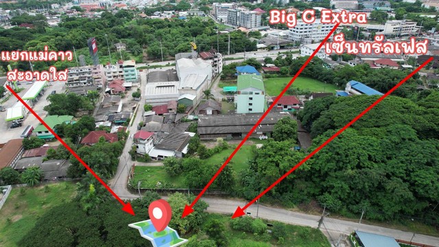 ขายที่ดินสำหรับการลงทุน ขนาด 258 ตารางวา ราคาพิเศษเพียง **ตารางวาละ 55,000 บาท**  พิกัดที่ตั้ง:**  ที่ดินตั้งอยู่ในเขตแดนสันทรายแต่ได้ทำเลที่เปรียบเสมือนอยู่ใจกลางเมืองเชียงใหม่  - **ติดถนน 3 ด้าน** ถนนกว้าง สะดวกต่อการสัญจร  - ล้อมรอบด้วยคอนโด ที่พักอาศัย และแหล่งชุมชน  - เดินทางสะดวก เชื่อมต่อกับถนนสำคัญหลายสาย เช่น  - ถนนซุปเปอร์ไฮเวย์  - ถนน 700 ปี  - ถนนเชียงใหม่-ดอยสะเก็ด