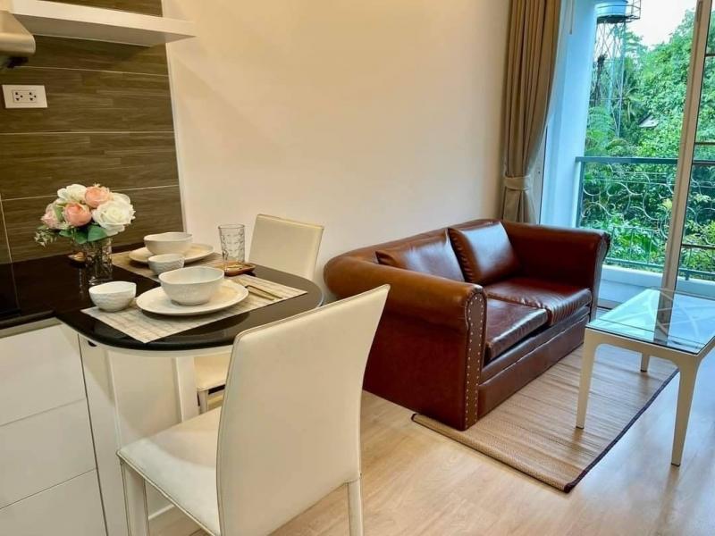 ลดราคาขาย 2.55 ล้าน 34 ตรม. #TheSpring Condo #ติดห้างเซ็นทรัลเฟสเชียงใหม่ 5 นาทีเดินถึงห้าง #เฟอร์นิเจอร์ครบ #หิ้วกระเป๋าพร้อมเข้าอยู่ได้เลย