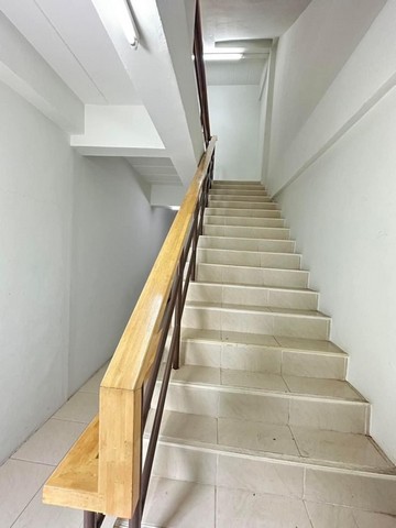 อาพาณิชย์ศรีราชา ให้เช่า 4 ชั้น ทำเลดี ใกล้โรงเรียนอัสสัมชัญศรีราชา FP-B0145