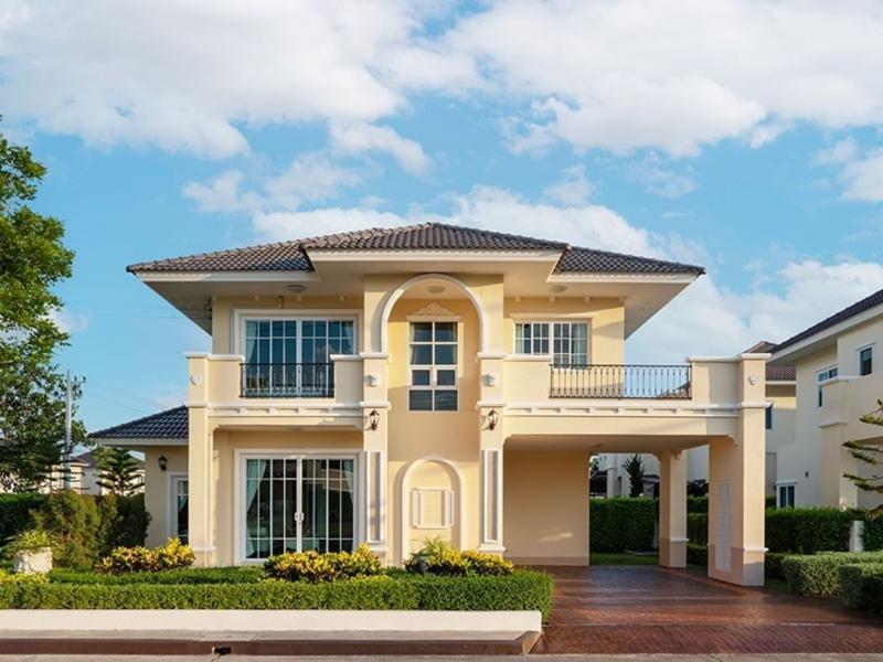 ราคาเริ่มต้นที่ 4.59 ล้าน #ดีญ่าวาเล่ย์ #สารภี บ้านเดี่ยวหลังใหญ่ #สไตล์ยุโรปทัสคานี #เฟอร์นิเจอร์ครบ #ติดถนนใหญ่ เข้าเมืองง่าย รถไม่ติด