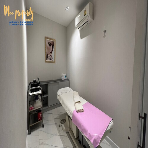 เซ้งคลินิกความงามขนาดใหญ่ (ปัจจุบันยังเปิดดำเนินกิจการอยู่) พร้อมดำเนินการต่อได้เลย  เป็นอาคารพาณิชย์ ตั้งอยู่ที่สุขุมวิท 26