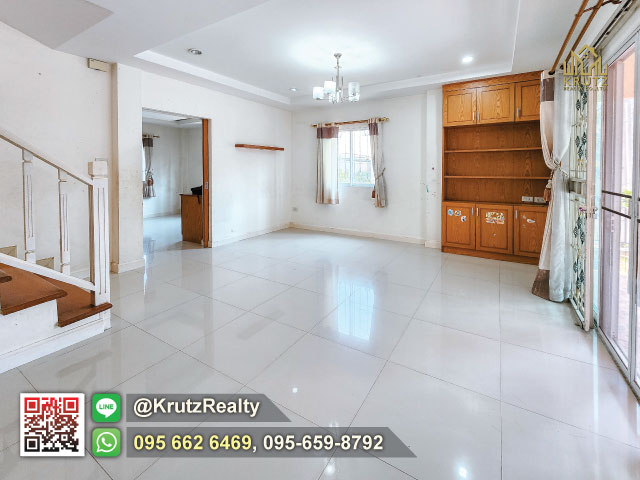 ขายบ้านพร้อมที่ดินหมู่บ้านรินรดา 2 ชั้น 3 นอน 4 น้ำ พื้นที่ 64.6 ตรว ติดหัวมุม ต.ไชยสถาน อ.สารภี จ.เชียงใหม่