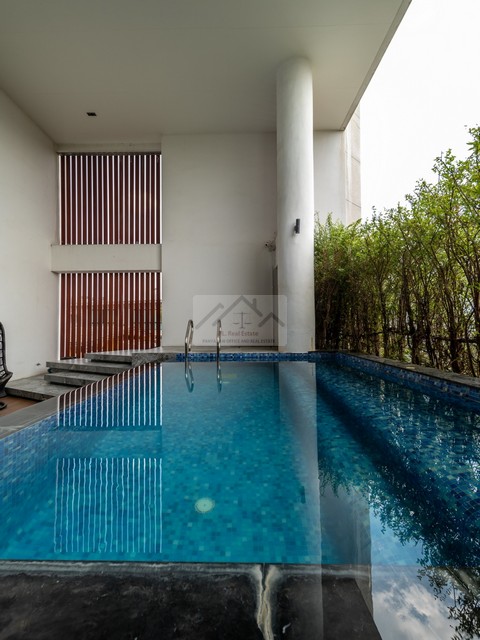ให้เช่า Luxury Pool Villa 6 ชั้น ย่านกรุงเทพกรีฑา 12 ห้องนอน ตกแต่งหรูหรา พร้อมเข้าอยู่ ใกล้ ABAC  *** ชีวิตเหนือระดับ