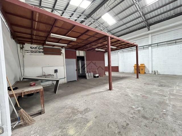 ให้เช่าโฮมออฟฟิศ 4ชั้น ย่านกรุงเทพกรีฑา7 หัวหมากรามคำแหงใกล้MRTศรีกรีฑาจดทะเบียนบริษัทได้ติดต่อ : คุณภัสพงณ์ 0634098164Line : deedaa23เนื้อที่ประมาณ 31 ตารางวา พื้นที่ใช้สอย 300 ตารางเมตร จำนวน 4 ชั้น 5 ห้องนอน 6 ห้องน้ำ จอดรถ 3 คันห้องนอนมีห้องน้ำในตัวทุกห้องและมีระเบียงทุกห้องพร้อมเครื่องปรับอากาศติดตั้งใหม่ 6 เครื่องเหมาะทำโฮมออฟฟิศใช้ที่อยู่จดทะเบียนได้ใกล้MRTศรีกรีฑา, ทาง