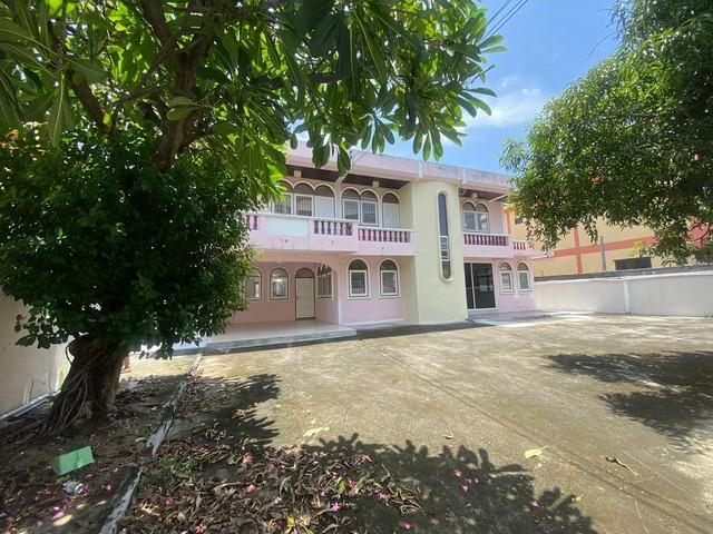 ขายบ้านเดี่ยว 2 ชั้น 124 ตรว. ซอยลาดพร้าว 101 ใกล้ MRT สถานีลาดพร้าว 101 ใกล้เดอะมอลล์บางกะปิ