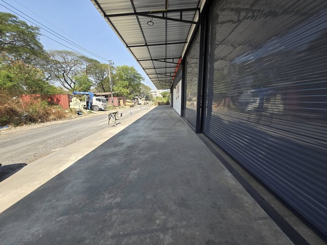 ให้เช่าโกดังสร้างใหม่พร้อมสำนักงาน พื้นที่ 1,100 ตรม. ถนนนิมิตรใหม่ 62 รถใหญ่ 6-10 ล้อ เข้า-ออกสะดวก ใกล้วงแหวนฝั่งตะวันออก 